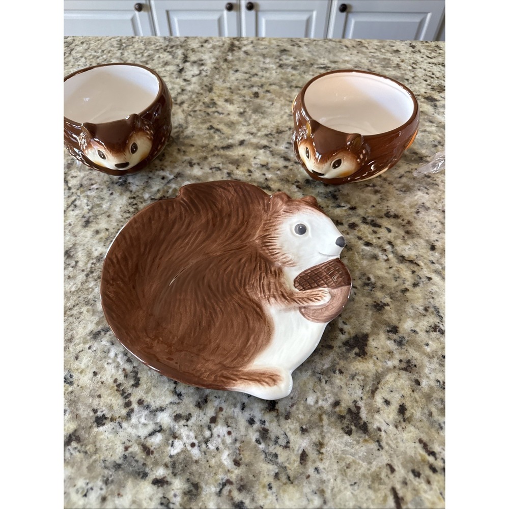 2 Squirrel Bowls‎ From Better Homes& GardensLimited Edition 2013 & Plate 4804